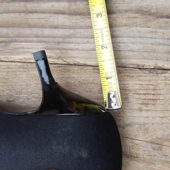 CHANEL HEELS 🥀 - Picture 14 of 14